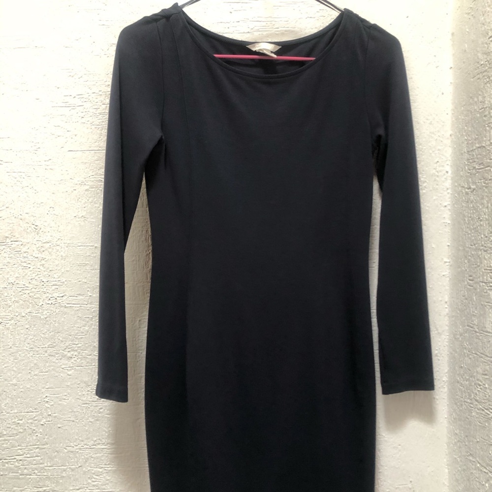 long sleeve navy dress